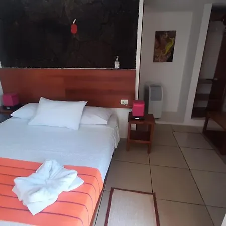 Hostal Tero Real Puerto Villamil Exterior foto